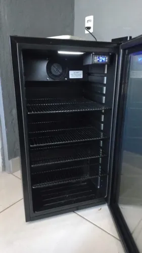 Vendo Cervejeira 98L