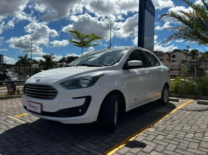 Ford KA 1.5 Sedan SE Plus 12V Flex 4P Mec. 2020