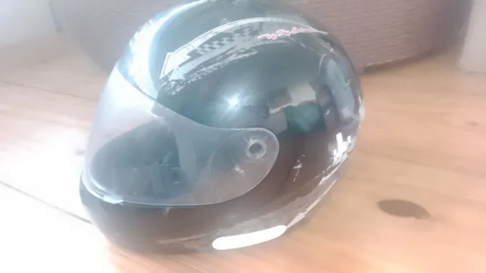 Capacete de moto.