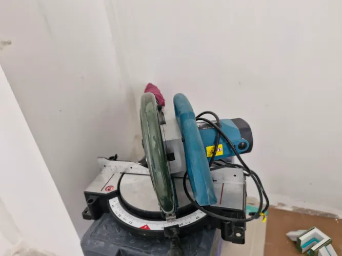 Meia esquadria makita 10 polegadas