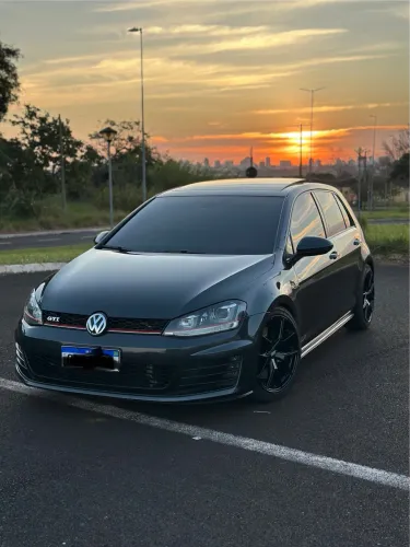 Volkswagen Golf GTI 2.0 TSI 220cv Aut. 2016