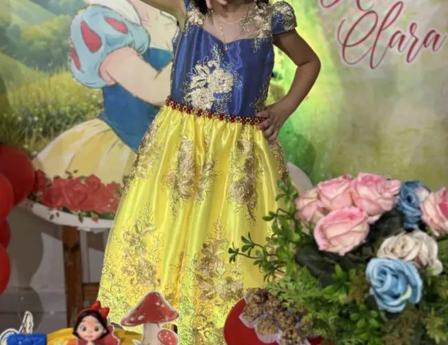 Vestido Branca De Neve 