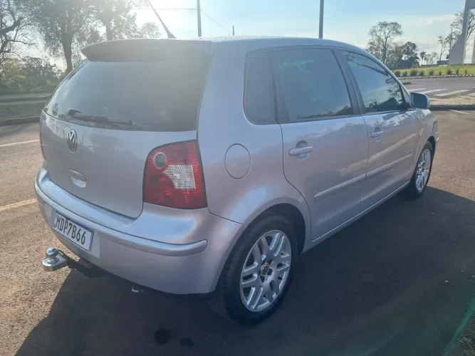 Volkswagen Polo 1.6 Mi/s.ouro 1.6 MI Tot.flex 8V 5P 2006