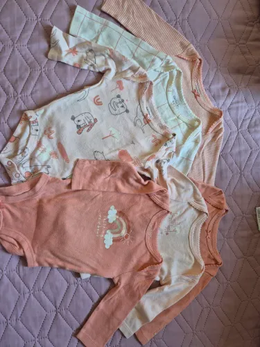 Roupinhas de bebê menina - 3 meses