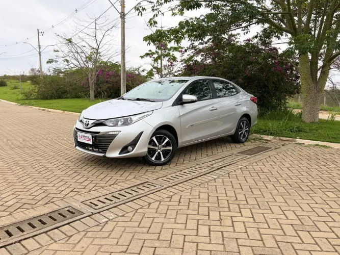 Toyota Yaris XLS Connect Sed. 1.5 Flex 16V Aut. 2021