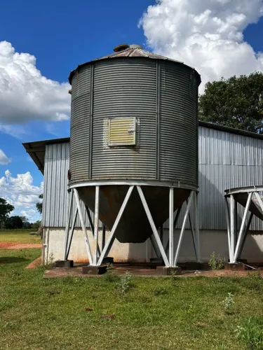 Dois Silos de 50Tn cada