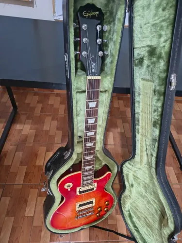 Epiphone Les Paul Standard 2011 Sunburst - Impecável, Revisada em Luthier + Case