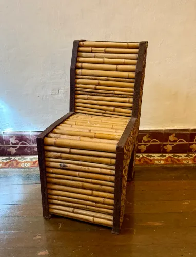 CADEIRA BAMBU MEDITAÇÃO _ BAMBU E FERRO OXIDADO