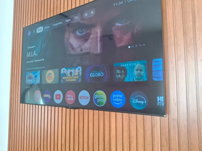 Tv Smart 65" com comando de voz **NOVA