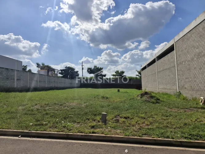Terreno plano à venda no Uninorte II