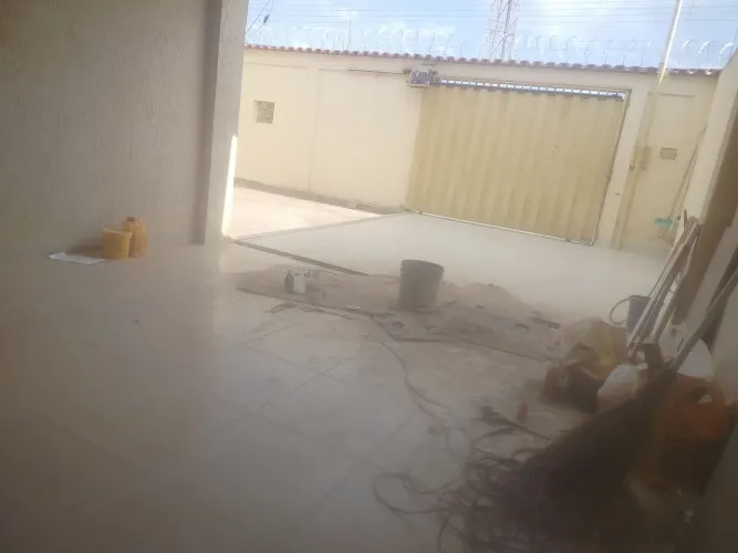 Hoje é dia de construções e reformas construímos e reformamos do alicença ao acabamento