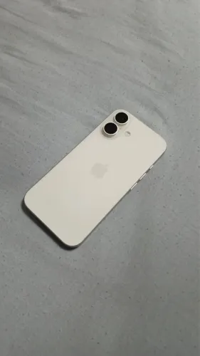 iPhone 16