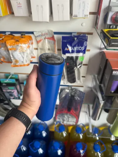 Garrafa térmica 500ml com visor de temperatura 