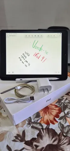 iPad 9 64GB + Kit Completo (Teclado, Caneta e Capa)