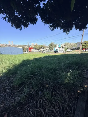 Terreno Comercial em Maringá