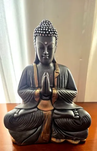 Escultura/Estatueta Budista em gesso 