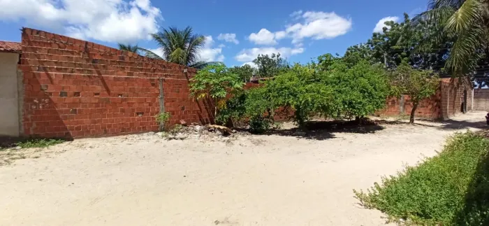 Lote a venda 20m x 5m. 23 mil