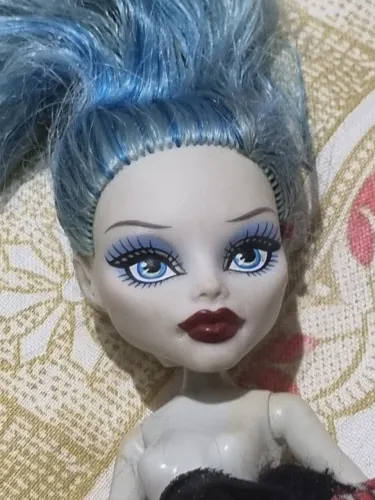 Monster High Ghoulia Yelps Original G1 + Roupa Original (Sucata/Restauração)