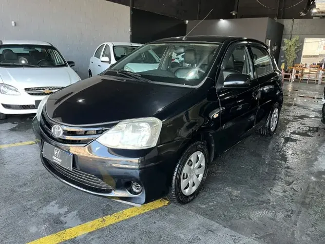 Toyota Etios XS 1.3 Flex 16V 5P Mec. 2013