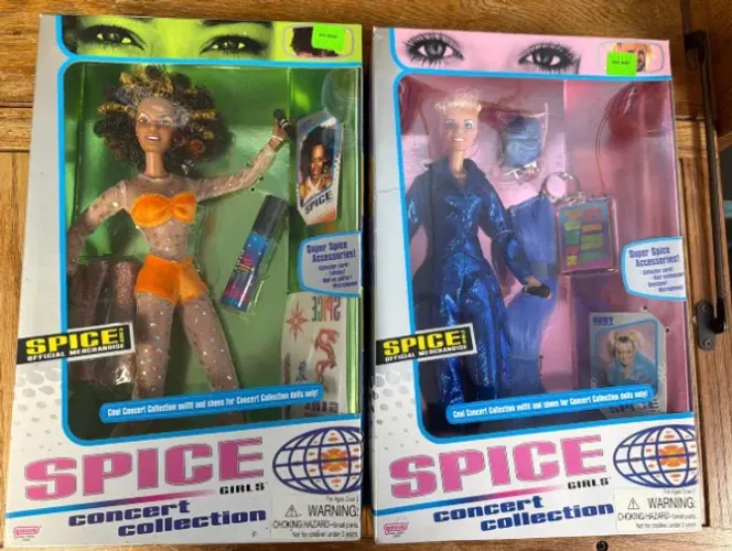 Kit 4 bonecas Spice Girls - Concert Collection