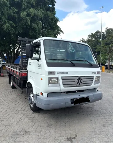 Caminhão Carroceria Volkswagen * - Entrada 10%