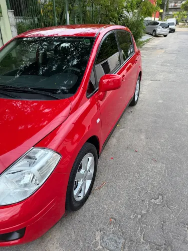 Nissan Tiida S 1.8/1.8 Flex 16V Mec. 2012