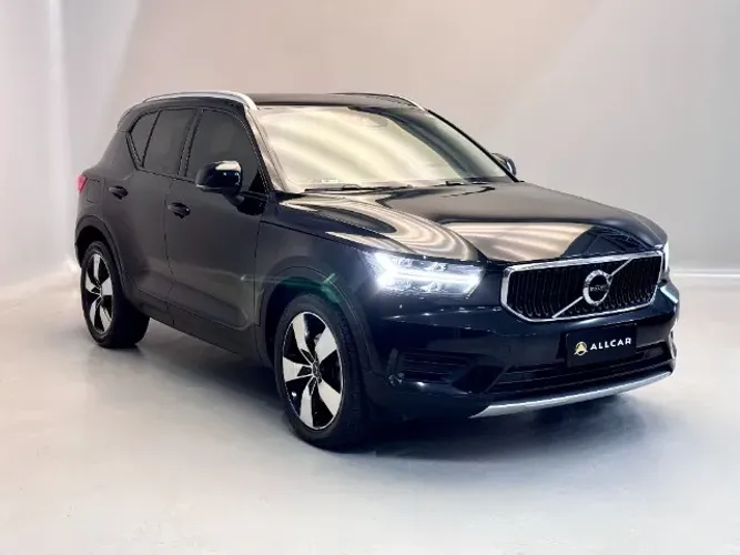 Volvo XC40 XC 40 T-4 Momentum 2.0 190cv FWD 2020
