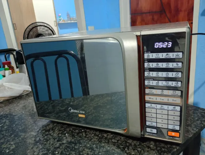 Microondas 32 litros entrego 