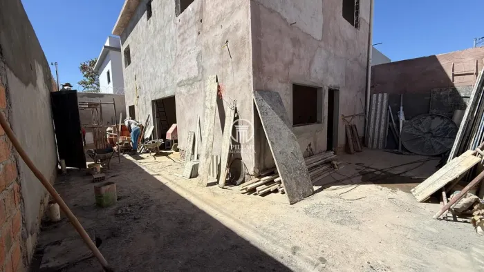 SOBRADO À VENDA NO BAIRRO TODOS OS SANTOS (PROLONGAMENTO) MONTES CLAROS/MG
