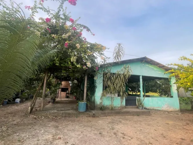 ? Chácara à Venda