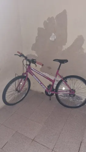 Bicicleta Aro 26 Houston Foxer Maori Com Cesto 21 Velocidades Rosa