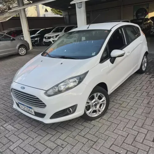 Ford Fiesta 1.6 16V Flex Aut. 5P 2016