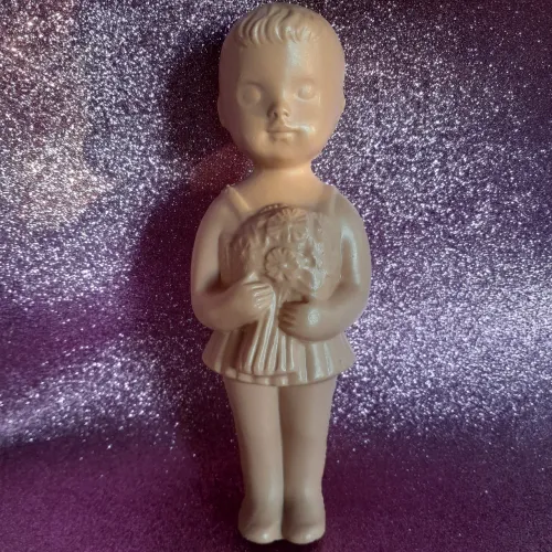 Boneca antiga de plástico anos 70