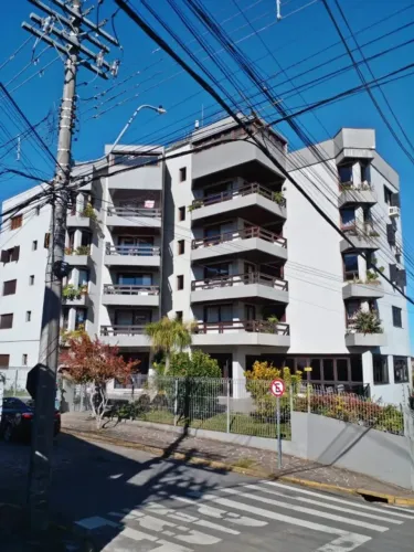 BENTOALVES aluga cobertura duplex, 03 dorm., 02 vagas, bairro Petrópolis - Caxias do Sul -