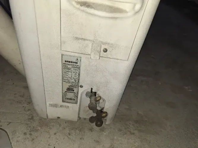 ar condicionado samsung inverter 9mil btus  com defeito