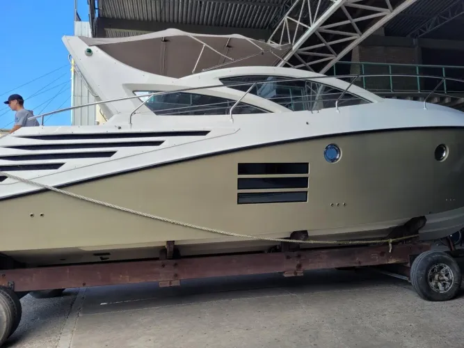 Armada 380 - 2012 x2 Mercruiser 320 HP QSD ñ Focker Phantom Sessa Ventura Triton