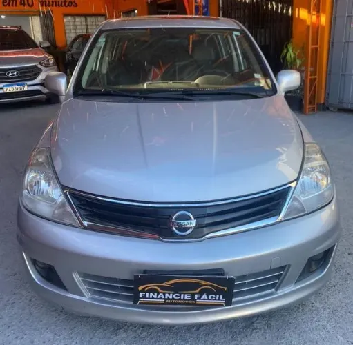 Nissan Tiida S 1.8/1.8 Flex 16V Aut. 2013