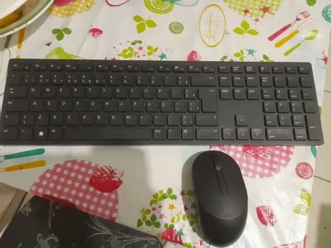 Kit Teclado + Mouse sem fio Dell novo