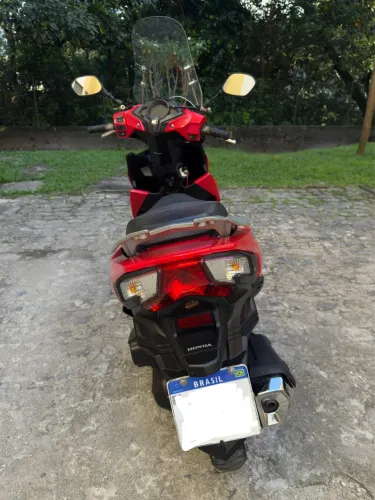 Elite 125cc , extremamente nova e revisada