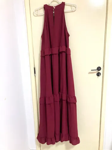 Vestido longo vermelho tamanho M
