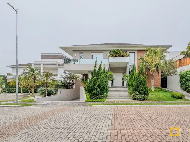 Casa em Condomínio - 5 suítes -Jurerê Internacional - Florianópolis SC