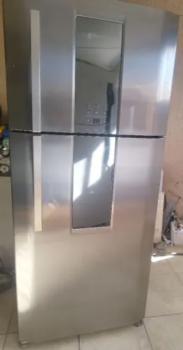 Geladeira Eletrolux DF80X infinity 556 litros