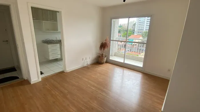 Imóvel para venda possui 60 metros quadrados com 2 quartos em Jardim das Vertentes - São P