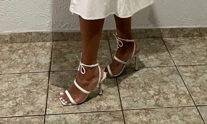 Sandália Salto médio 