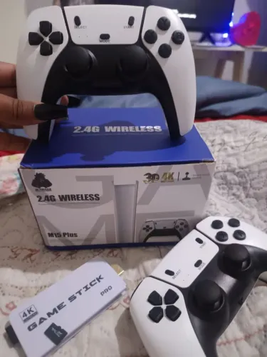 GAME STICK M15 PRO 4K - 64GB + 2 CONTROLES SEM FIO**