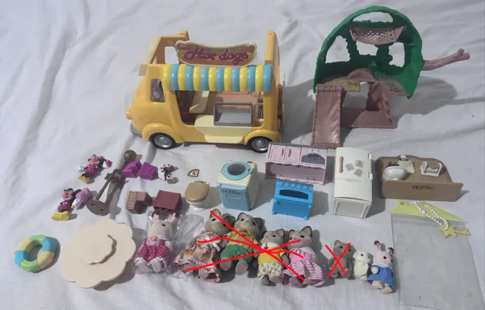 Lote de acessórios, coelhinha e bebês de Sylvanian families