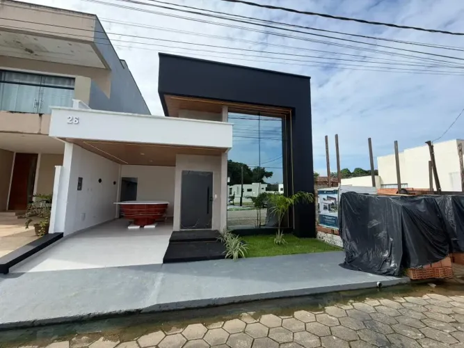 CASA PORTO MARINA 2/4 R$ 895 MIL
