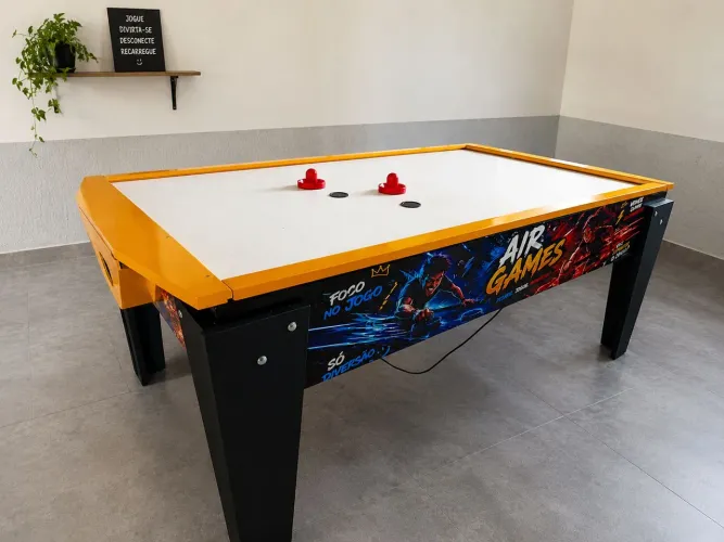 Air hockey air games 