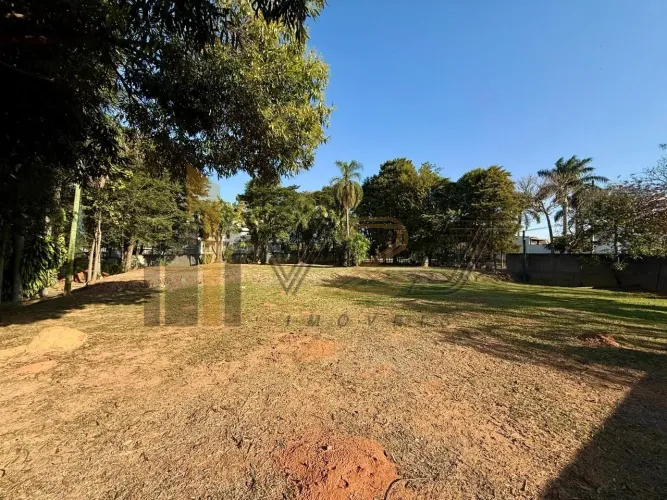 Terreno à venda no Condomínio São Joaquim na Cidade de Vinhedo/SP