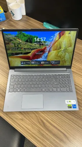 Lenovo LOQ-e Intel Core i5